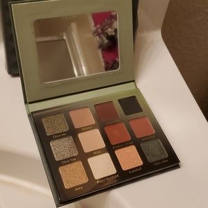 Luxury Earthtone eyeshadow palatte